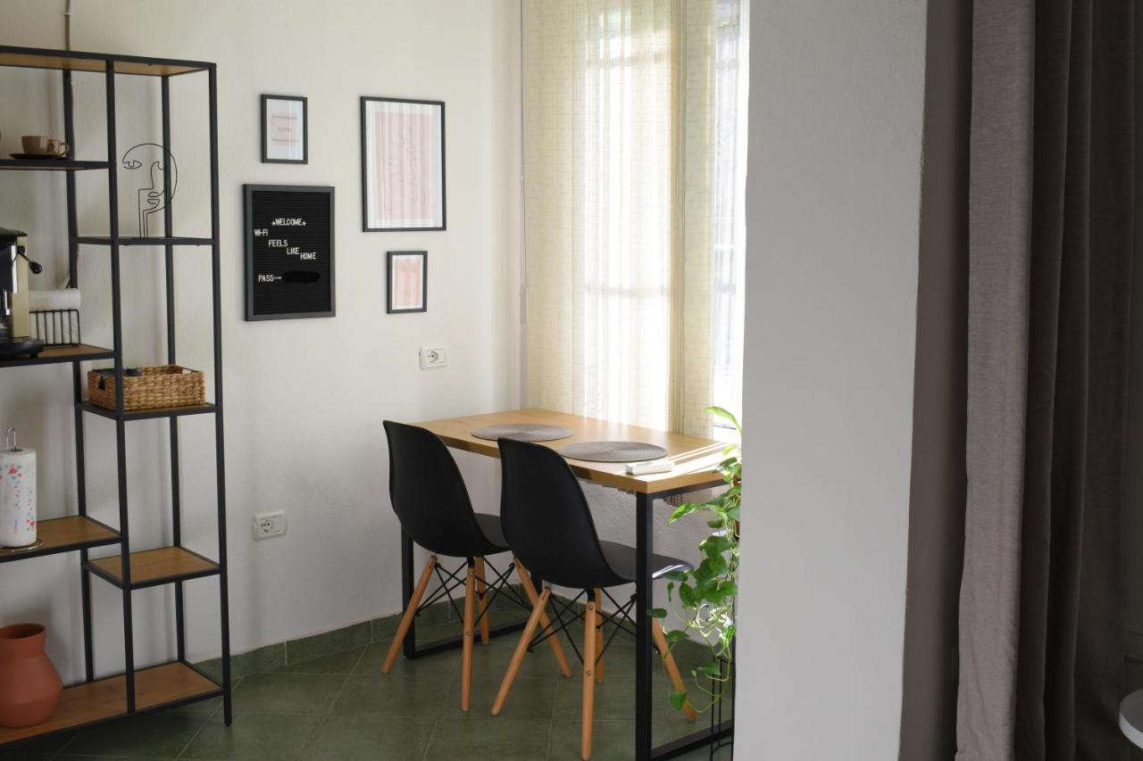 Feels Like Home Studio Apartments - Flh Albania 티라나 외부 사진