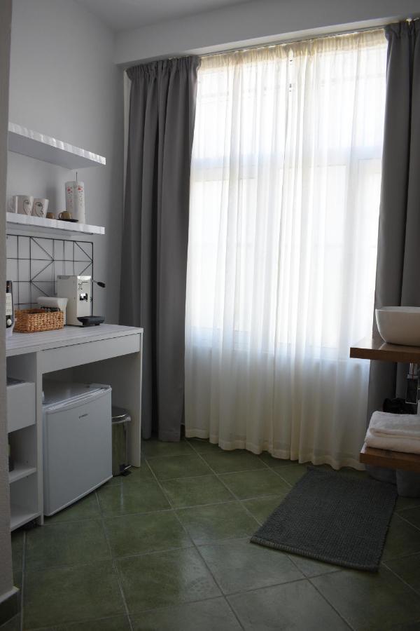 Feels Like Home Studio Apartments - Flh Albania 티라나 외부 사진