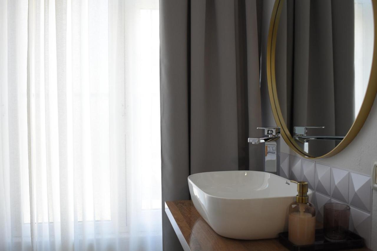 Feels Like Home Studio Apartments - Flh Albania 티라나 외부 사진